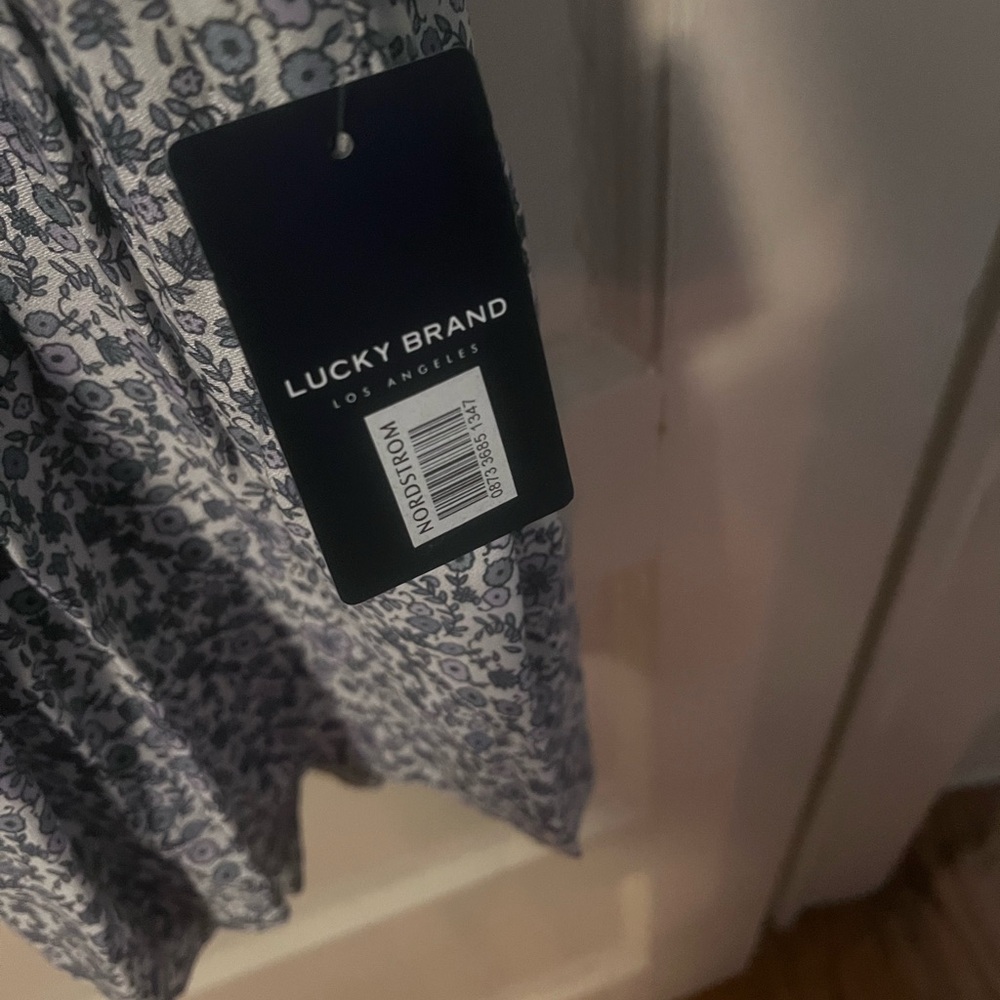 Lucky Brand Floral Shirt in M - Picture 2 of 4